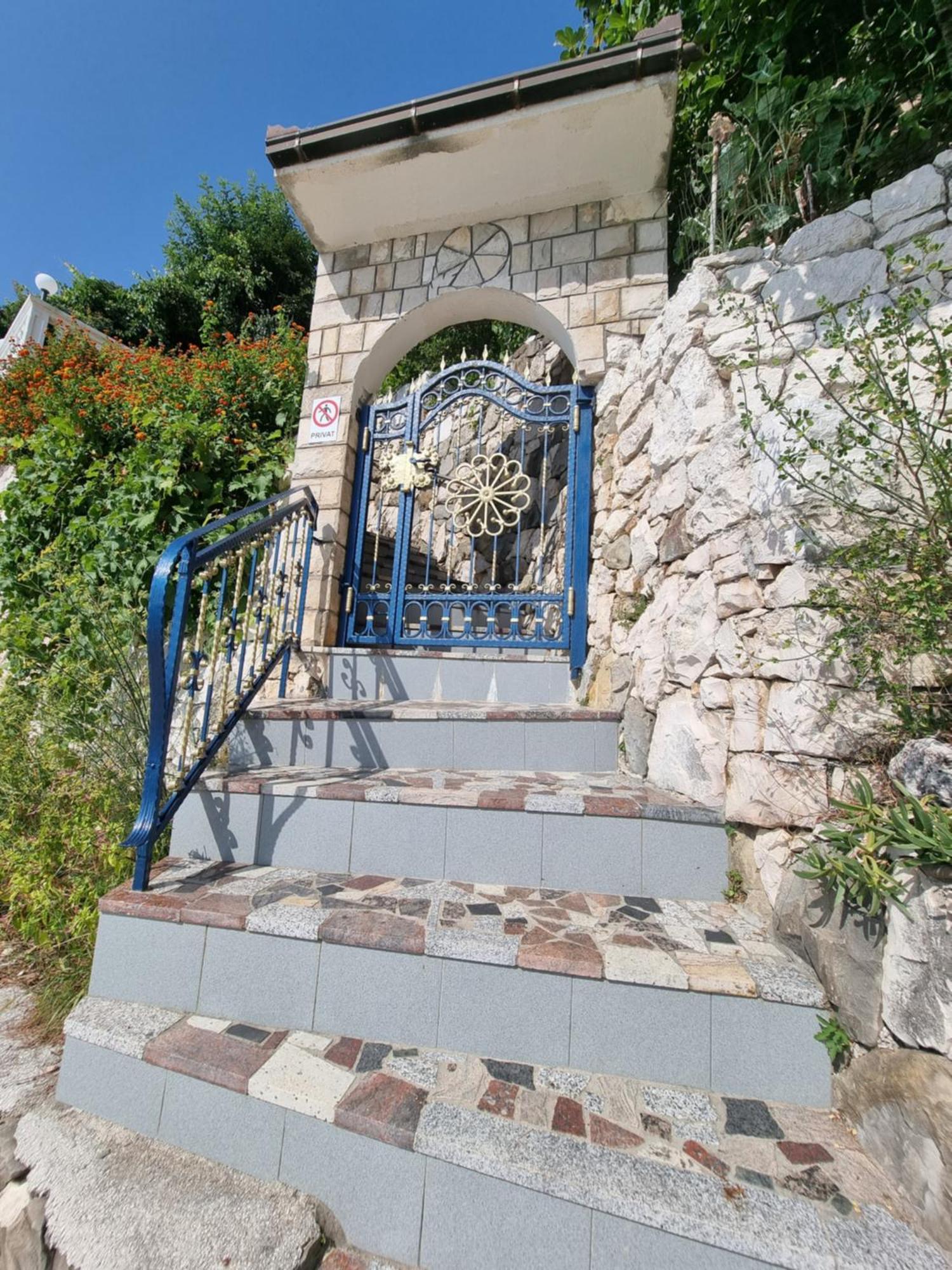 Apartmani Anda Zivogosce Exterior photo